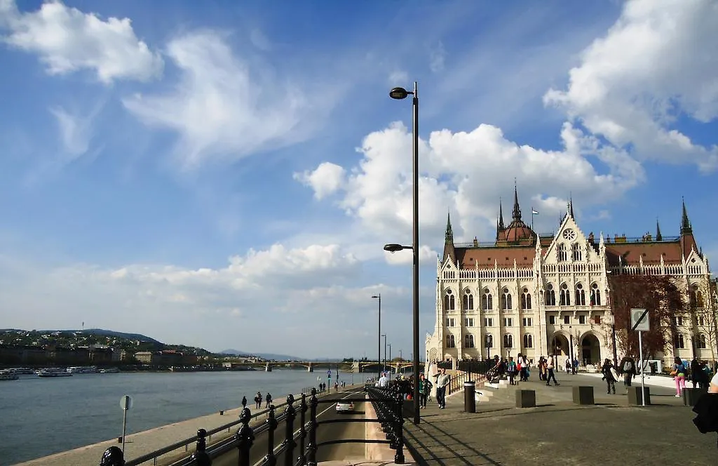 Blue River Apartment Budapest